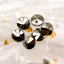 Load image into Gallery viewer, 6mm Metallic Light Gold Premium Austrian Crystal - 6pcs
