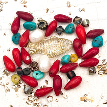 Load image into Gallery viewer, Transparent Fish Bead Mix
