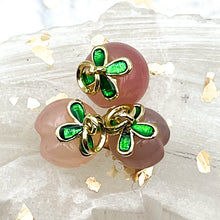 Load image into Gallery viewer, Perfect Peach Charm
