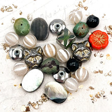 Load image into Gallery viewer, 2.0 On It Like Onyx Bead Kit
