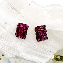 Load image into Gallery viewer, 8mm Fuchsia Premium Crystal Fine Rocks Tube Bead Pair
