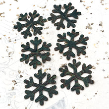 Load image into Gallery viewer, Festive Green Felt Snowflakes - 6pcs
