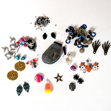 Load image into Gallery viewer, Halloween Treat Bag Destash
