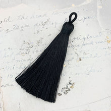 Load image into Gallery viewer, Polyester Black Tassel

