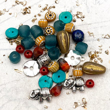 Load image into Gallery viewer, Christmas in India Bead Mix

