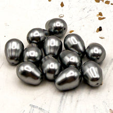 Load image into Gallery viewer, 11mm Crystal Grey Pearl - 12pcs
