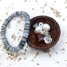 Load image into Gallery viewer, 2.0 Vintage African Focal Beads and White with Etched and Peacock Finishes Heishi Kit
