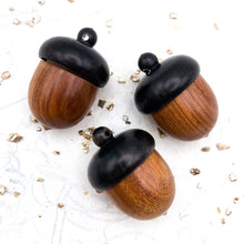 Load image into Gallery viewer, Wooden Acorn Storage Case Pendant
