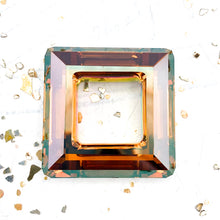 Load image into Gallery viewer, 30mm Copper Square Ring Premium Crystal Link
