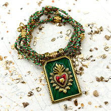 Load image into Gallery viewer, Emerald Heart Pendant Necklace- Paris Find
