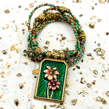 Load image into Gallery viewer, Emerald Flowers Pendant Necklace- Paris Find
