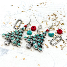 Load image into Gallery viewer, Country Christmas Earring Kit
