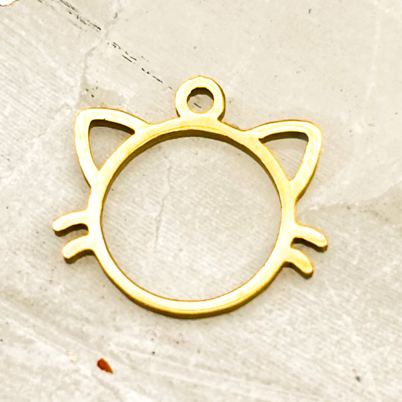 Tiny Cat Head Gold Charm