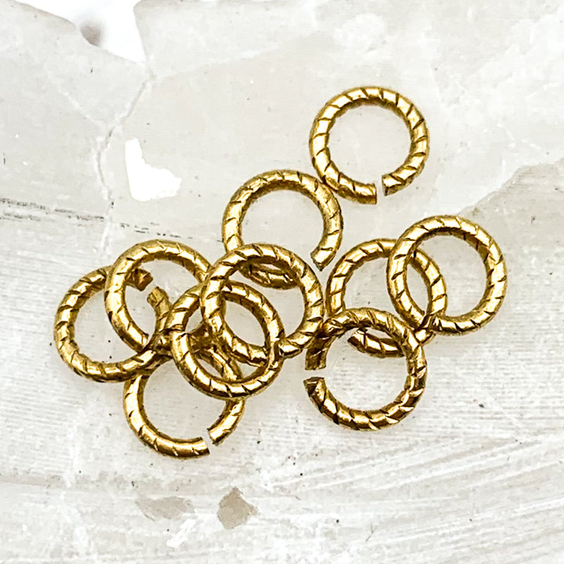 5mm Antique Gold Twisted Jump Rings - 10pcs