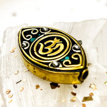 Load image into Gallery viewer, Turquoise Ornate Nepal Focal Bead
