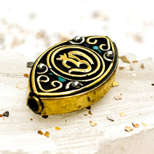 Load image into Gallery viewer, Turquoise Ornate Nepal Focal Bead
