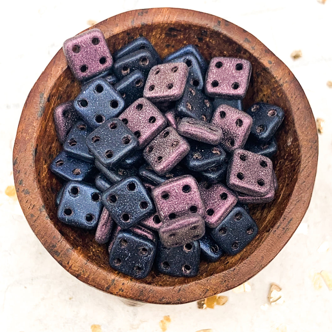 Doorbuster - Midnight Four-Hole Square Beads