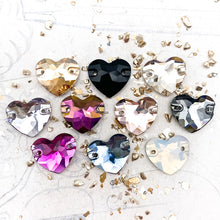 Load image into Gallery viewer, Pre-Order 16mm Premium Austrian Crystal Heart Sew-On Link Set - 10 Links
