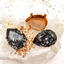 Load image into Gallery viewer, 18mm Black Patina Pear Shaped Fancy Stone Premium Crystal and Brass Setting Pair

