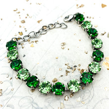 Load image into Gallery viewer, Lucky Clover Sparkle Bracelet Kit
