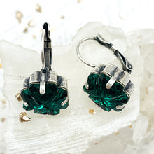 Load image into Gallery viewer, Antique Silver Emerald Clover Sparkle Earrings
