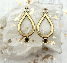 Load image into Gallery viewer, Antique Gold Small Teardrop Drop Bezels
