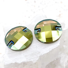 Load image into Gallery viewer, 20mm Iridescent Green Round Checkerboard Crystal Link Pair
