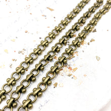 Load image into Gallery viewer, 6.5mm Antique Brass Steampunk Cable Chain - 1 Foot
