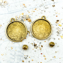 Load image into Gallery viewer, Antique Gold Bezel Earring Kit
