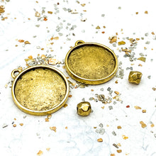 Load image into Gallery viewer, Antique Gold Bezel Earring Kit
