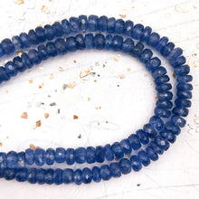 Load image into Gallery viewer, Blue Kyanite Strand
