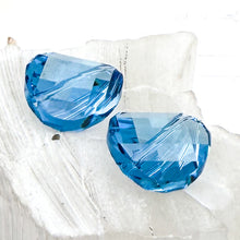 Load image into Gallery viewer, 14mm Aquamarine Twist Beads - 2pcs
