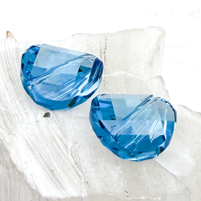 14mm Aquamarine Twist Beads - 2pcs