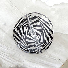 Load image into Gallery viewer, 18mm Hypnosis Design Austrian Crystal Twist Bead
