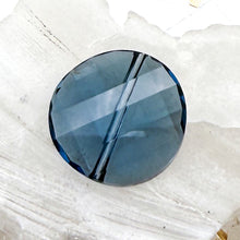 Load image into Gallery viewer, 18mm Denim Blue Austrian Crystal Twist Bead
