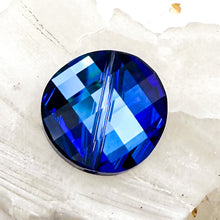 Load image into Gallery viewer, 18mm Crystal Bermuda Blue Twist Bead
