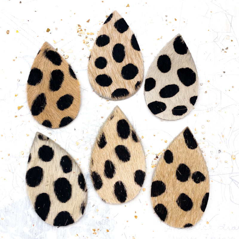 Light Brown and Spots Leather Drop - 1 pc