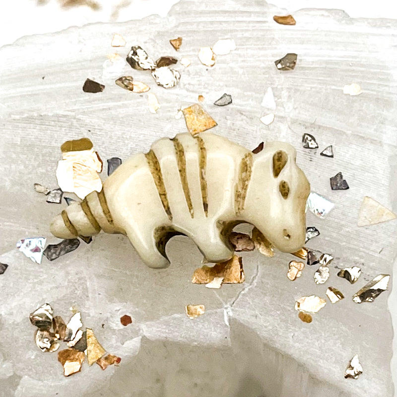 Natural Etched Opossum Bead