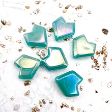 Load image into Gallery viewer, Minty Chevron Beads - 6 Pcs
