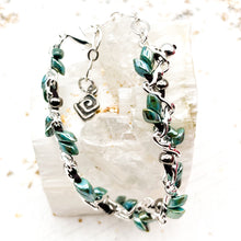 Load image into Gallery viewer, Vinery Bracelet Kit Silver Teal
