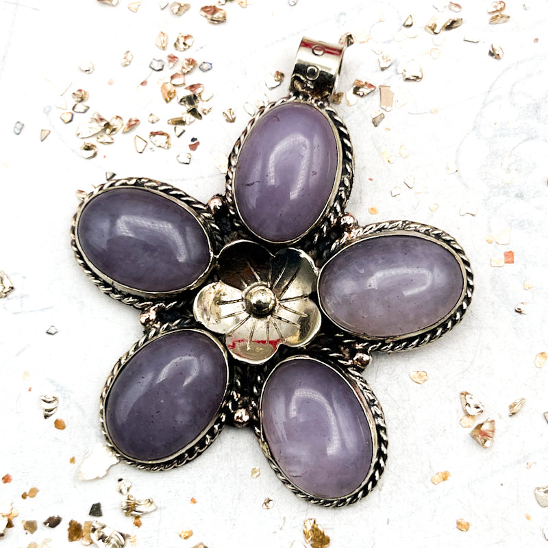 Amethyst Daisy Nepal Pendant
