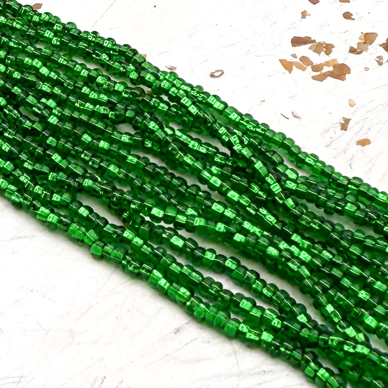 8/0 Glorious Green Seed Bead Hank