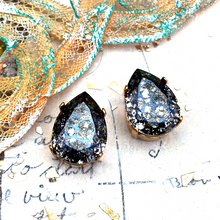 Load image into Gallery viewer, 18mm Black Patina Pear Shaped Fancy Stone Premium Crystal and Brass Setting Pair
