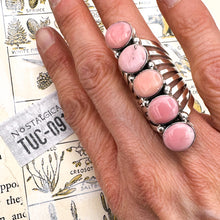 Load image into Gallery viewer, 5 1/2 Pink Shell Ring - Tucson Find
