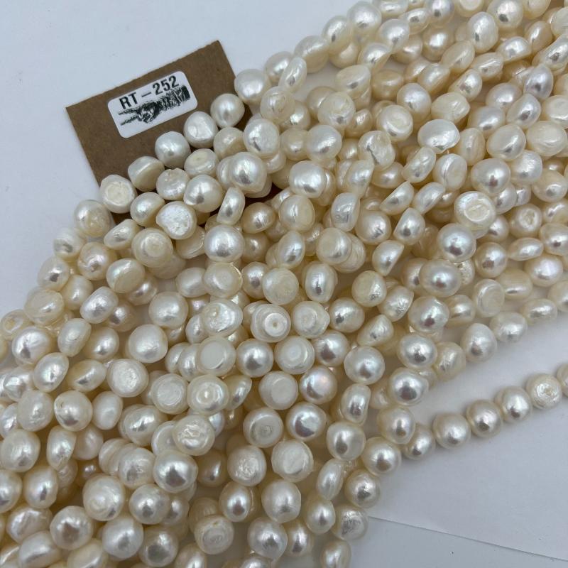 Cream Pearls Vintage Bead Strand - Road Trip Find