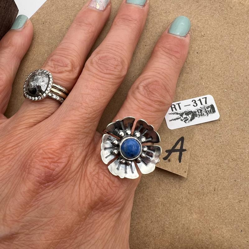 Lapis Flower Ring - Vegas Find