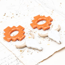 Load image into Gallery viewer, Orange with Tan Horns Steer Head Earrings Components Pair
