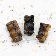 Load image into Gallery viewer, 22mm Tiger&#39;s Eye Owl Gemstone Bead
