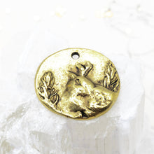 Load image into Gallery viewer, 25mm Antique Gold Bird Charm
