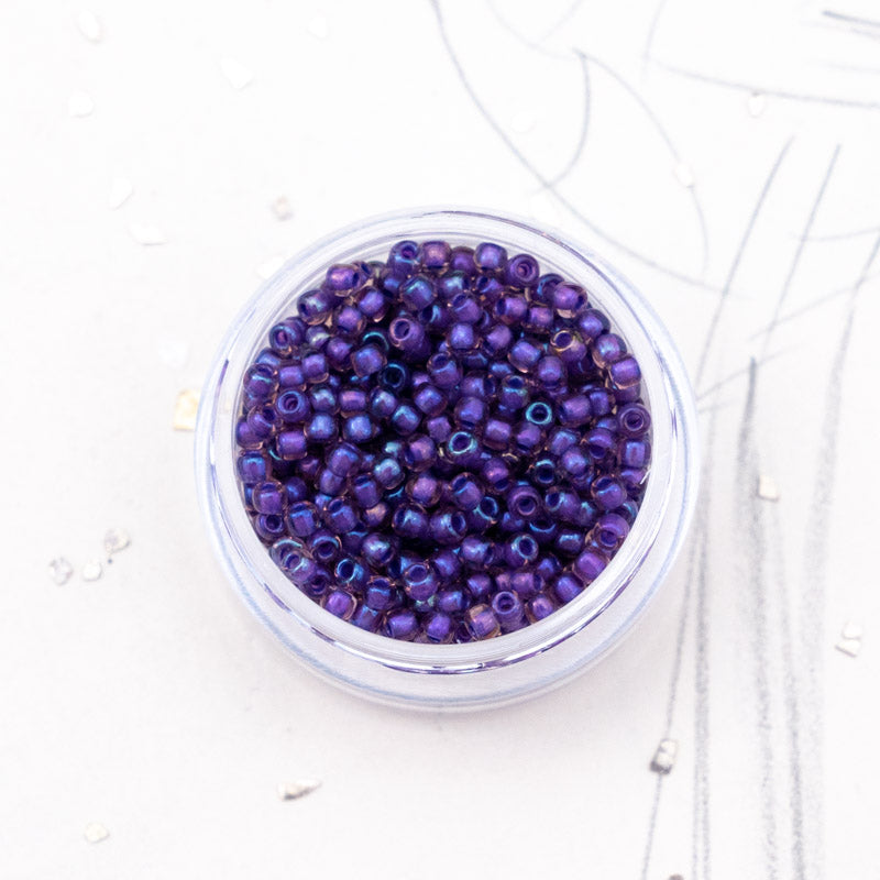 11/0 Purple Lined Amethyst Round Seed Beads